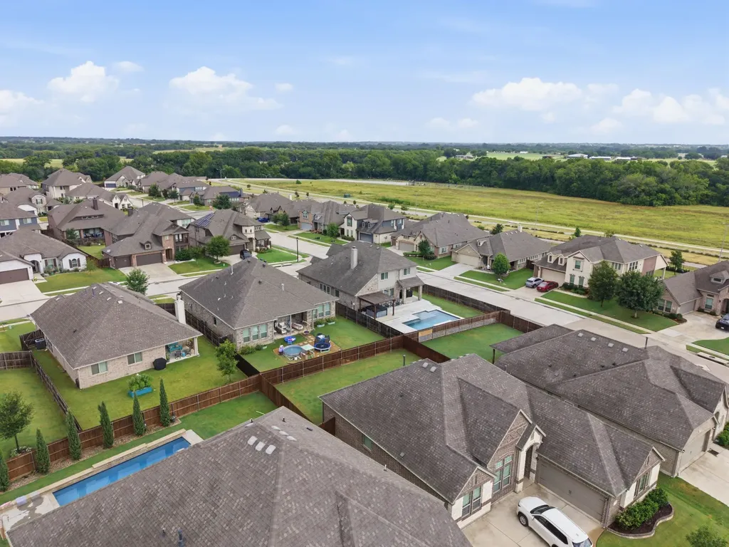 1218 Misty Ridge Drive Justin TX 76247