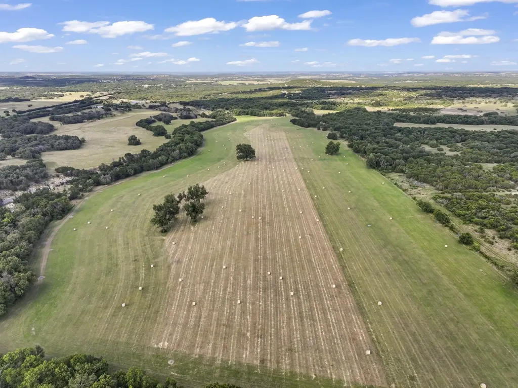 1042 Highway 174 Meridian TX 76665
