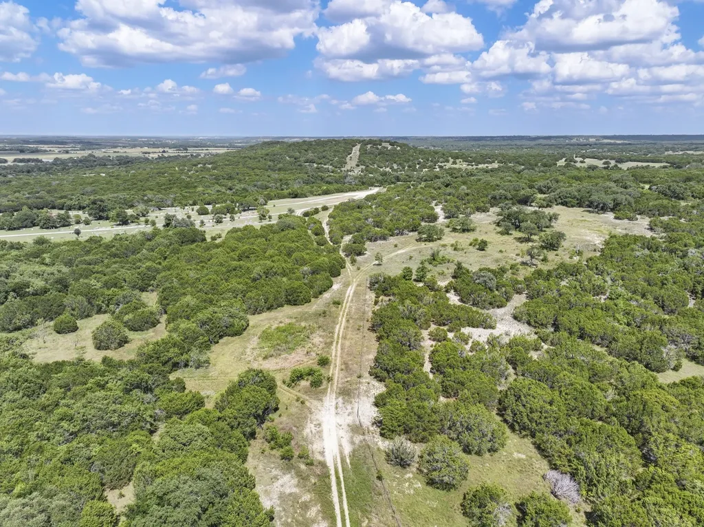 1042 Highway 174 Meridian TX 76665