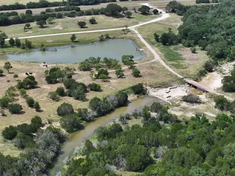1042 Highway 174 Meridian TX 76665