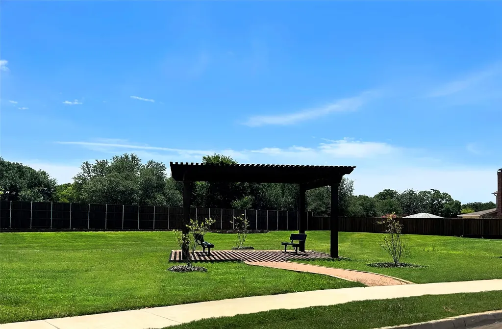 5647 Taylor Trail Arlington TX 76017