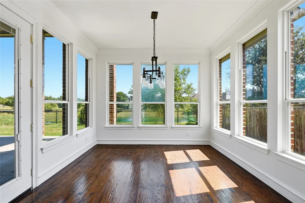 3313 Lochside The Colony TX 75056