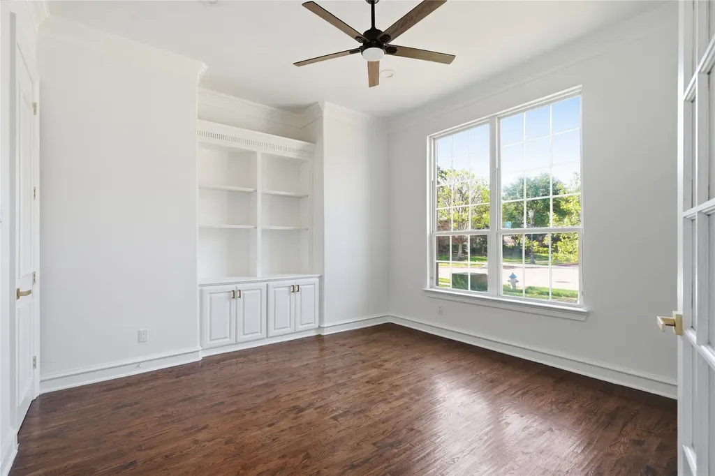 3313 Lochside The Colony TX 75056