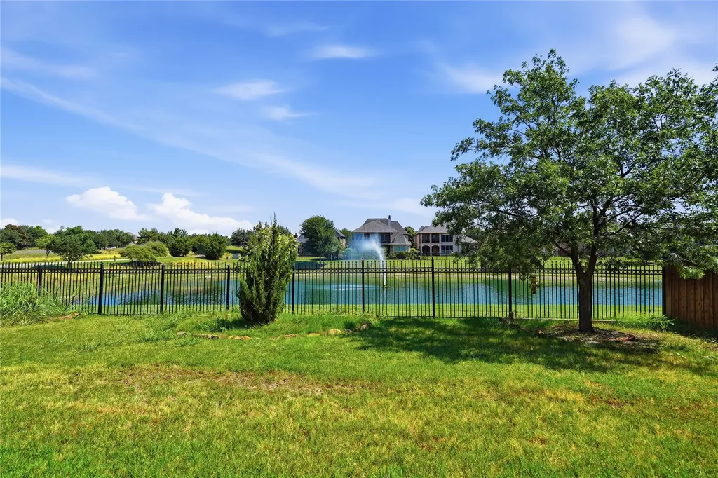3313 Lochside The Colony TX 75056