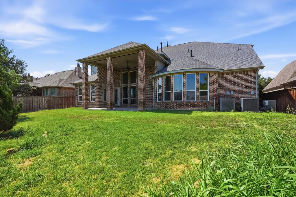 3313 Lochside The Colony TX 75056