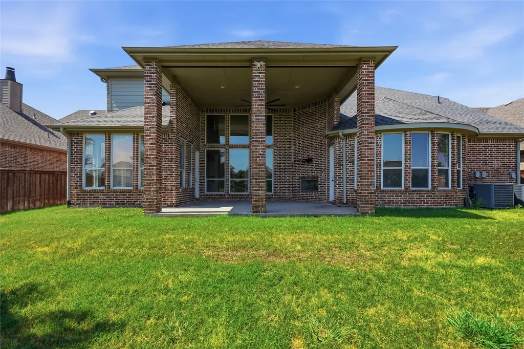 3313 Lochside The Colony TX 75056