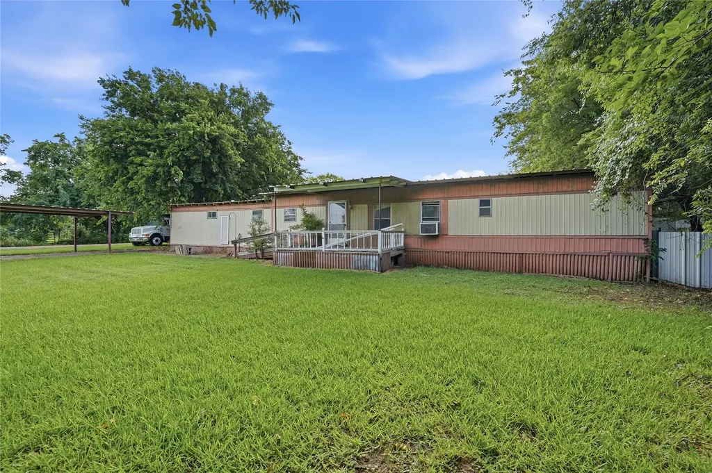 505 Aaron Lane Southmayd TX 75092