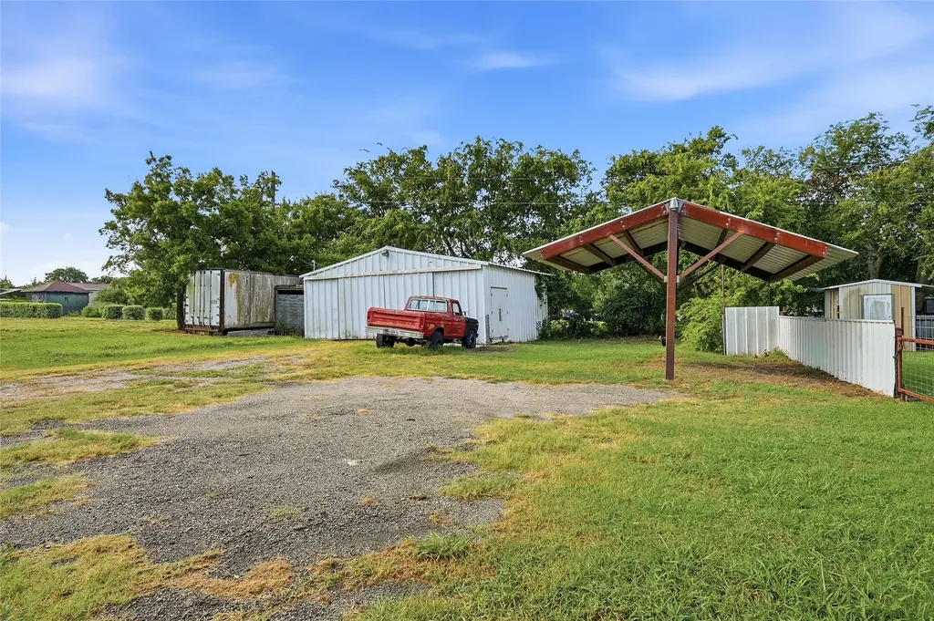 505 Aaron Lane Southmayd TX 75092