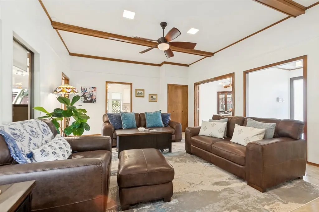 902 Windsong Trail Richardson TX 75081