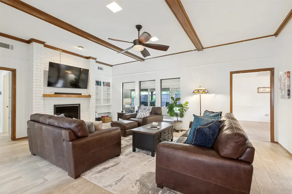 902 Windsong Trail Richardson TX 75081