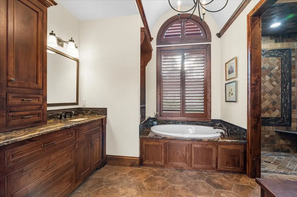 908 Sailboat Drive Corsicana TX 75109