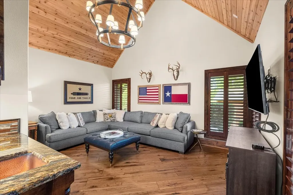 908 Sailboat Drive Corsicana TX 75109