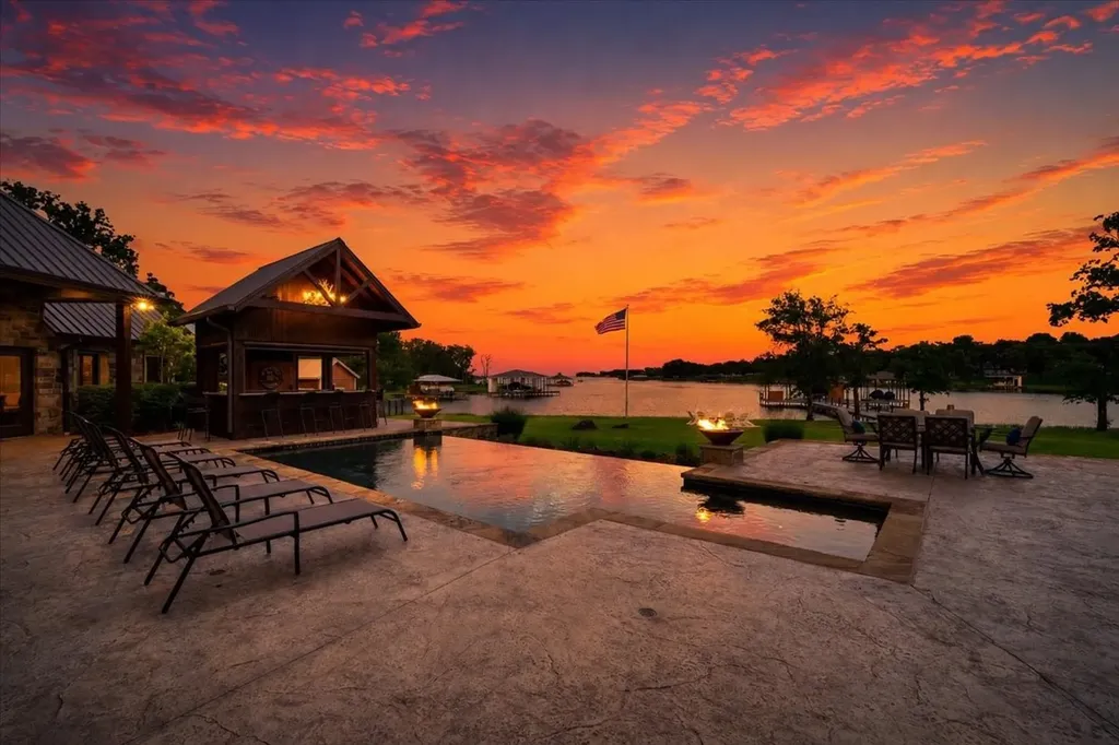 908 Sailboat Drive Corsicana TX 75109