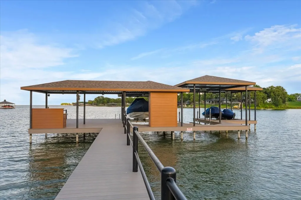 908 Sailboat Drive Corsicana TX 75109