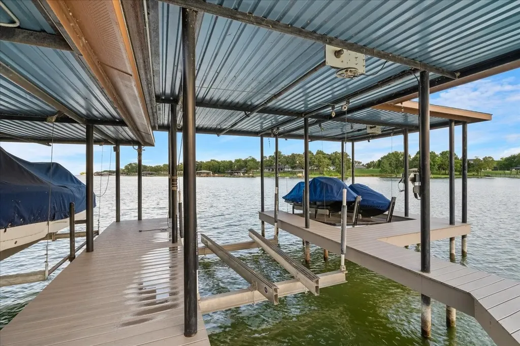 908 Sailboat Drive Corsicana TX 75109