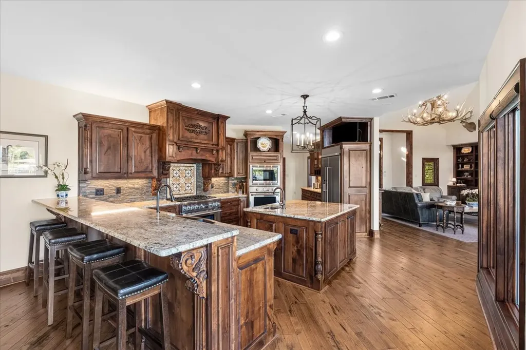 908 Sailboat Drive Corsicana TX 75109
