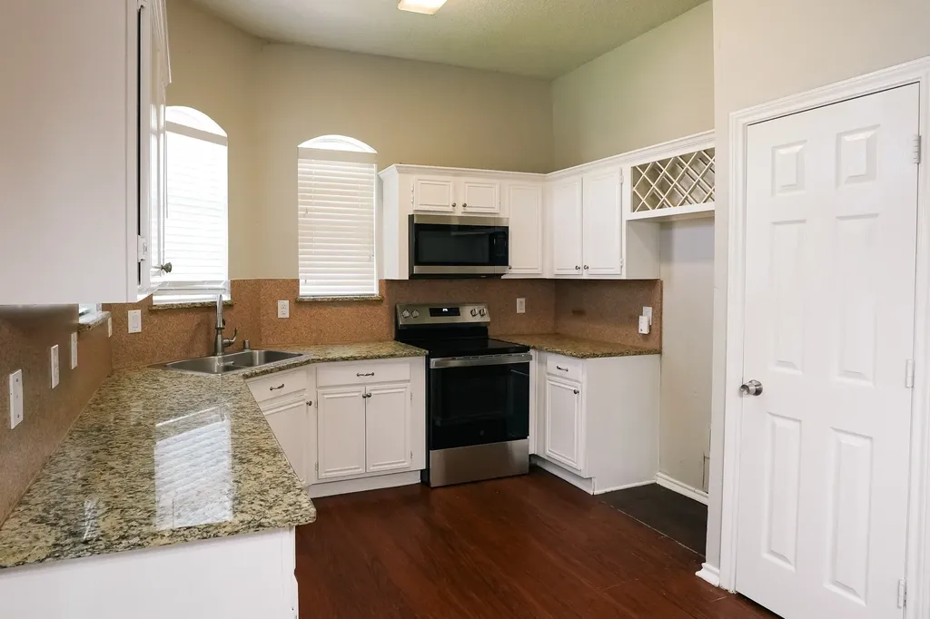 6310 Jessica Way Rowlett TX 75089