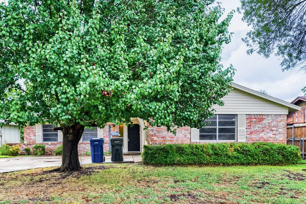 1106 Intervale Drive Garland TX 75043