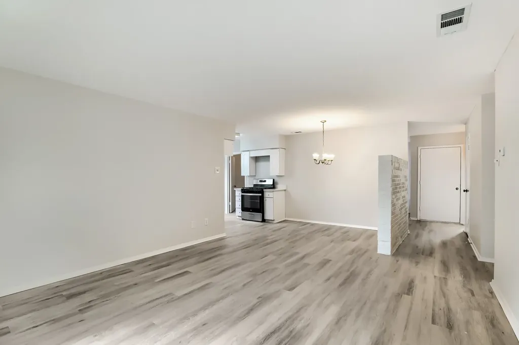 1106 Intervale Drive Garland TX 75043