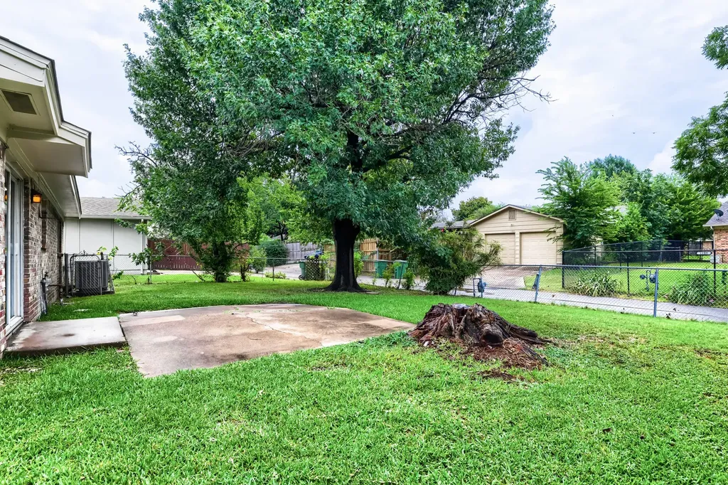 1106 Intervale Drive Garland TX 75043