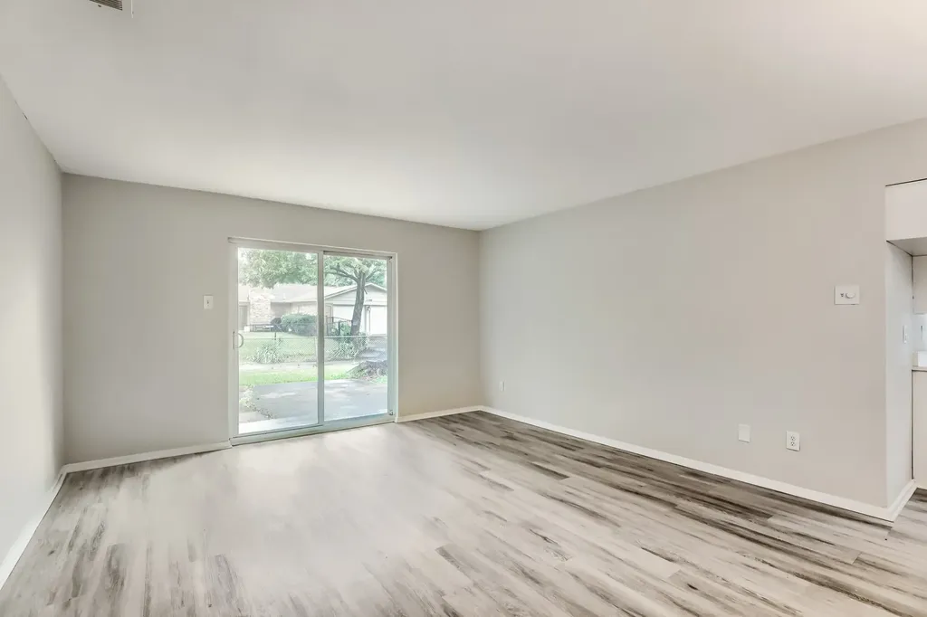 1106 Intervale Drive Garland TX 75043