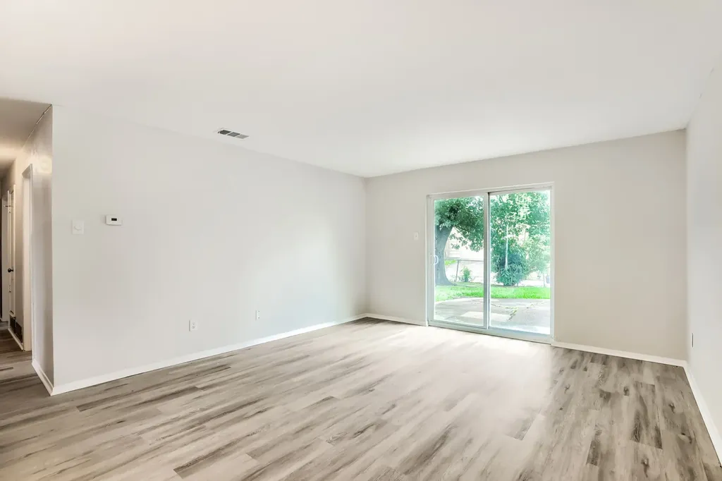 1106 Intervale Drive Garland TX 75043