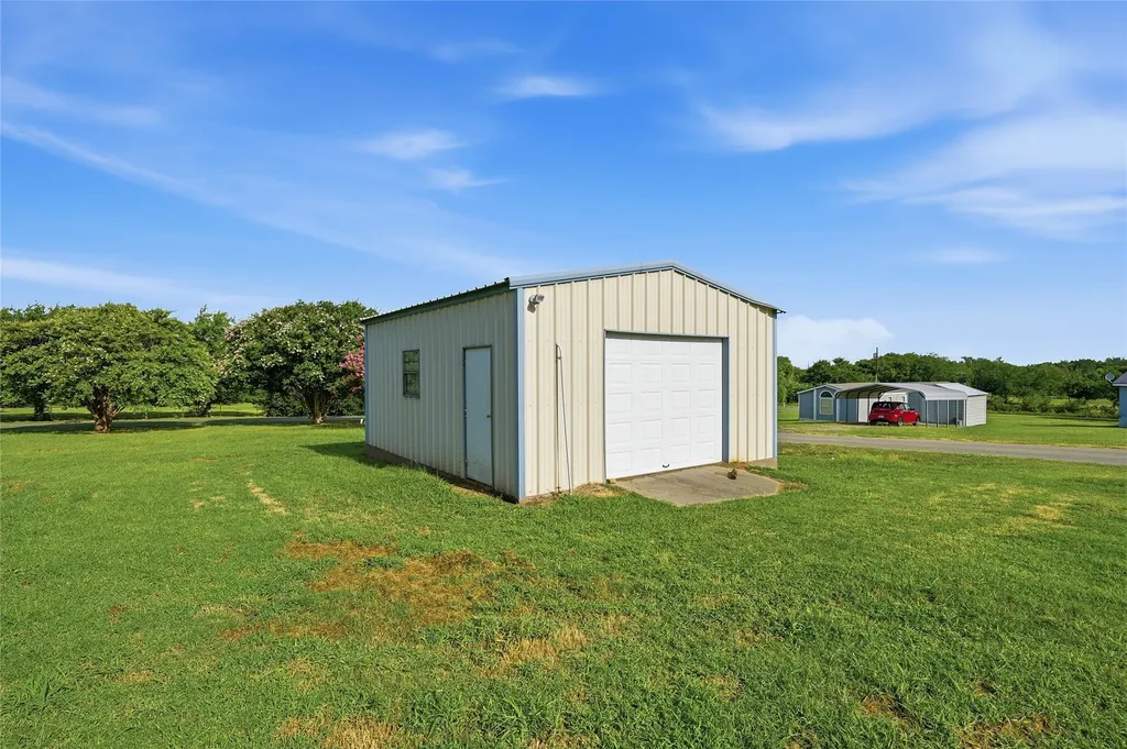 409 Katie Rose Lane Southmayd TX 75092