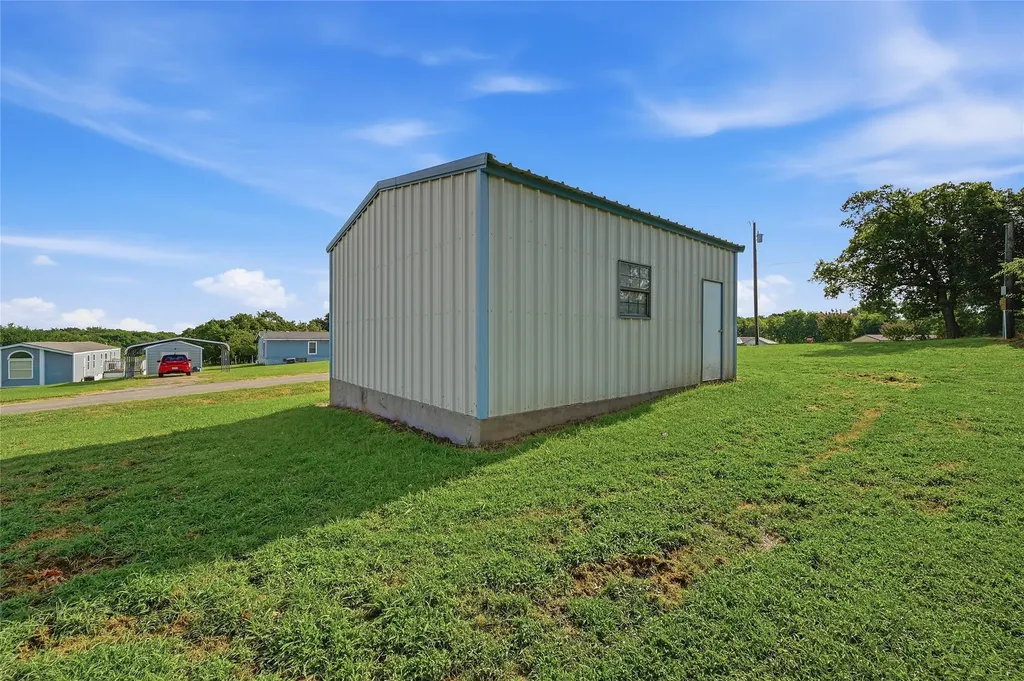 409 Katie Rose Lane Southmayd TX 75092