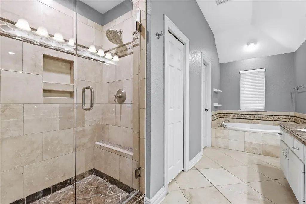2526 Fallview Lane Carrollton TX 75007