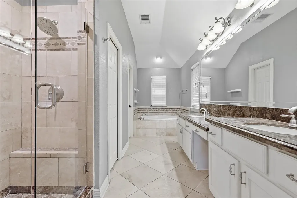 2526 Fallview Lane Carrollton TX 75007