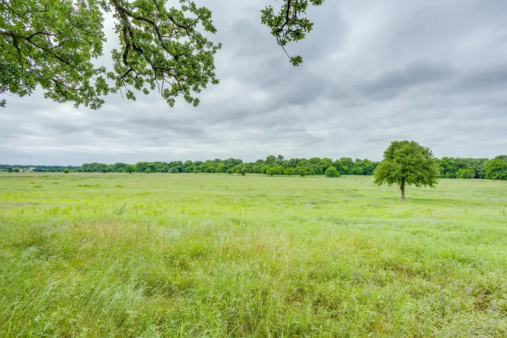 4600 E Bankhead Highway Hudson Oaks TX 76087