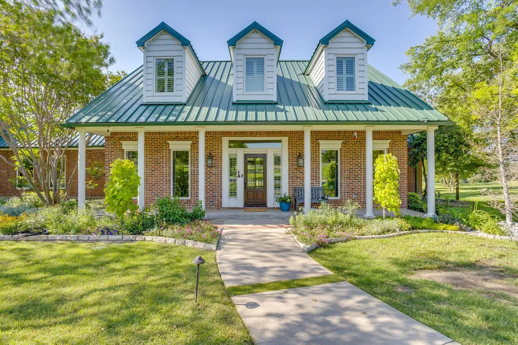 4600 E Bankhead Highway Hudson Oaks TX 76087