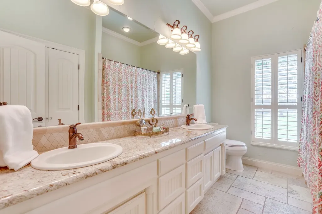 4600 E Bankhead Highway Hudson Oaks TX 76087