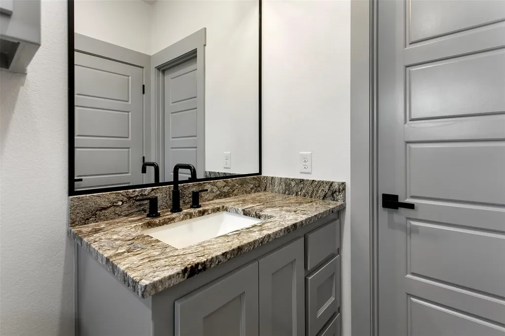 253 Caro Drive West Tawakoni TX 75474