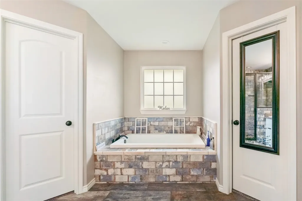 221 S Avenue C Point TX 75472