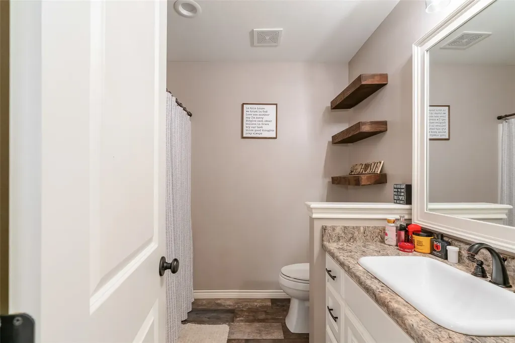 221 S Avenue C Point TX 75472