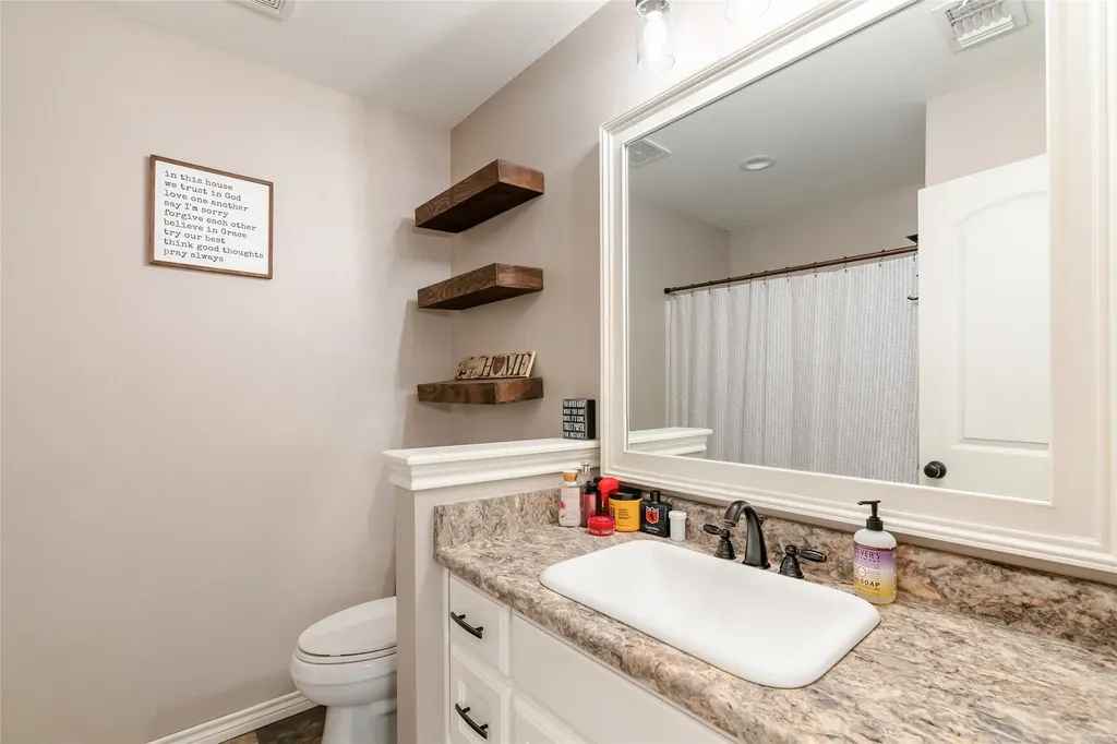 221 S Avenue C Point TX 75472