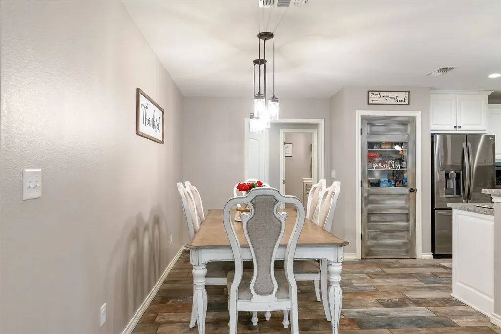 221 S Avenue C Point TX 75472