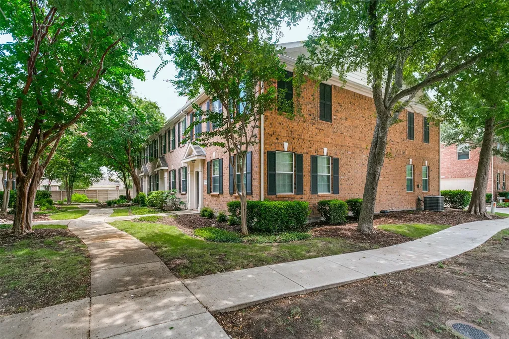 3033 Stone Forest Circle Mckinney TX 75070