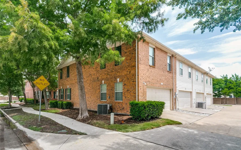 3033 Stone Forest Circle Mckinney TX 75070