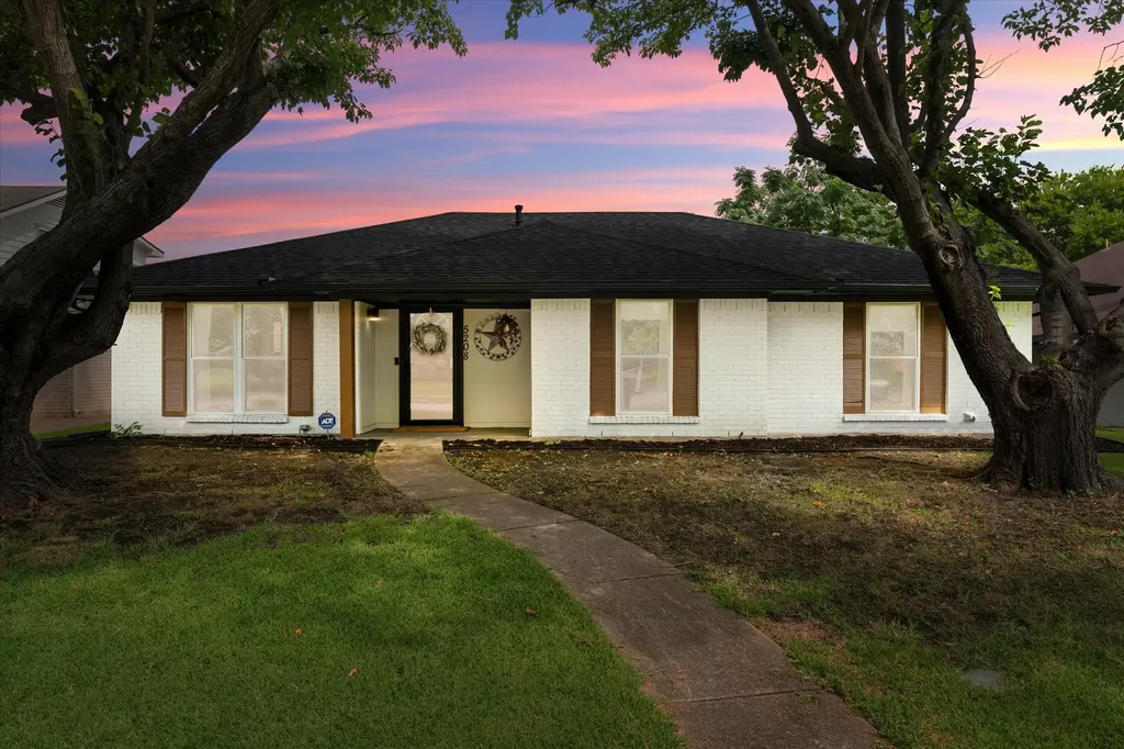5208 Pensacola Drive Garland TX 75043