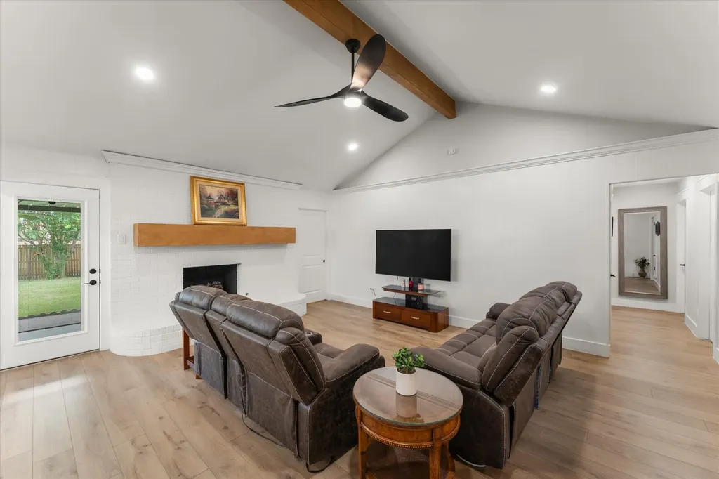 5208 Pensacola Drive Garland TX 75043