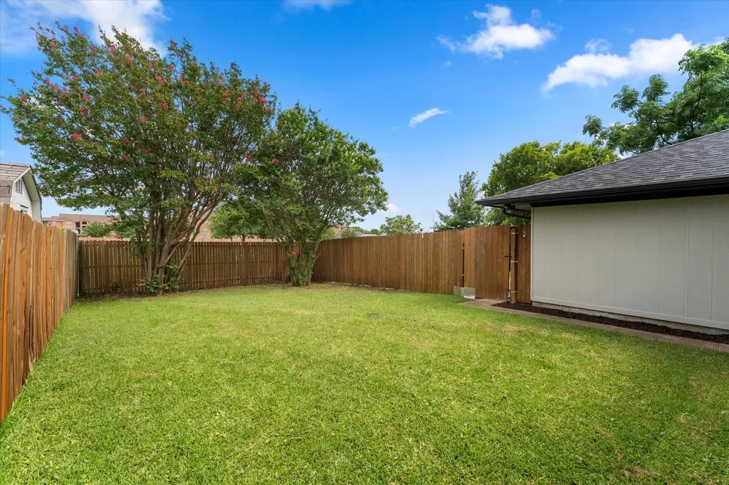 5208 Pensacola Drive Garland TX 75043