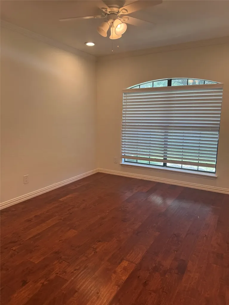 2907 Sweet Briar Street Grapevine TX 76051