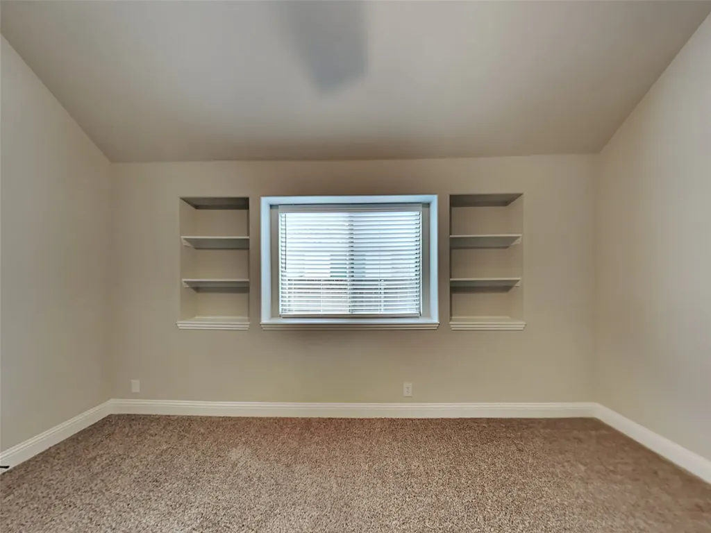 5211 Pentridge Drive Sherman TX 75092