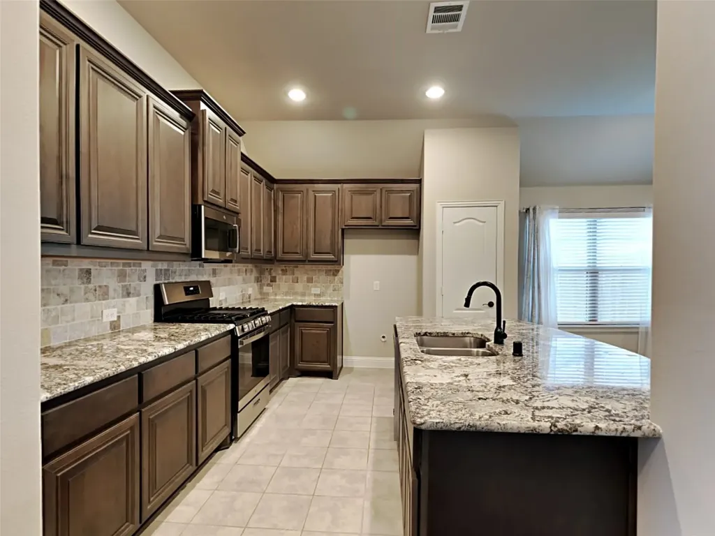 5211 Pentridge Drive Sherman TX 75092