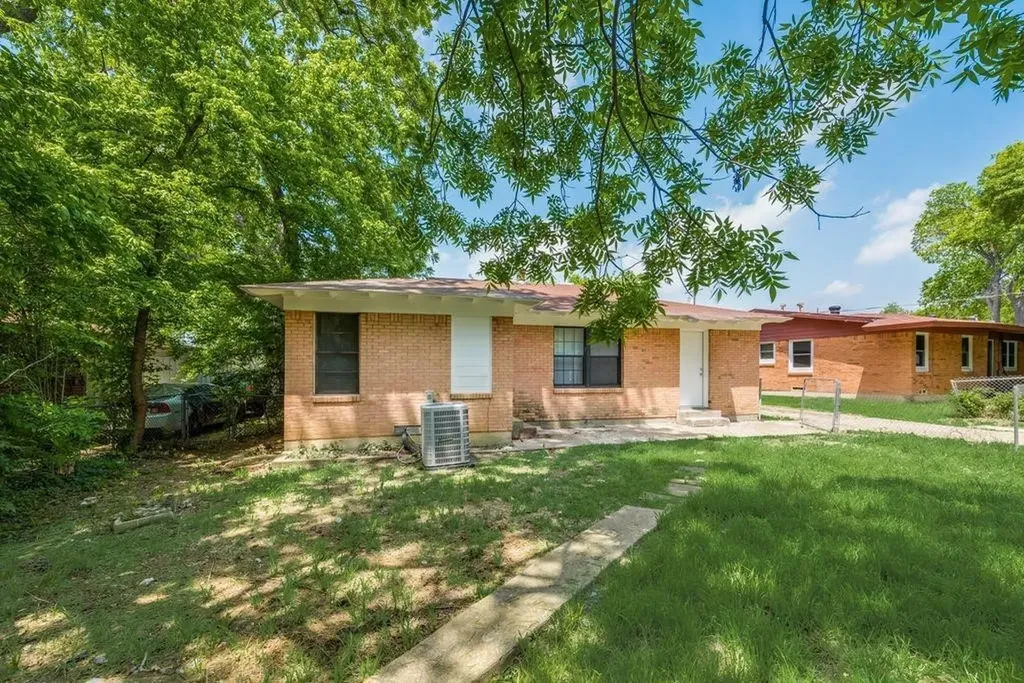 4626 Utah Avenue Dallas TX 75216