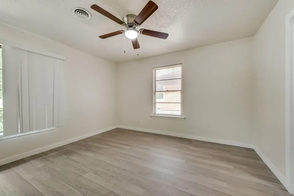 4626 Utah Avenue Dallas TX 75216