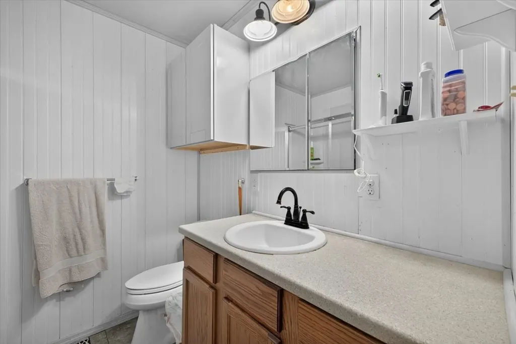 907 Denver Street Alvord TX 76225