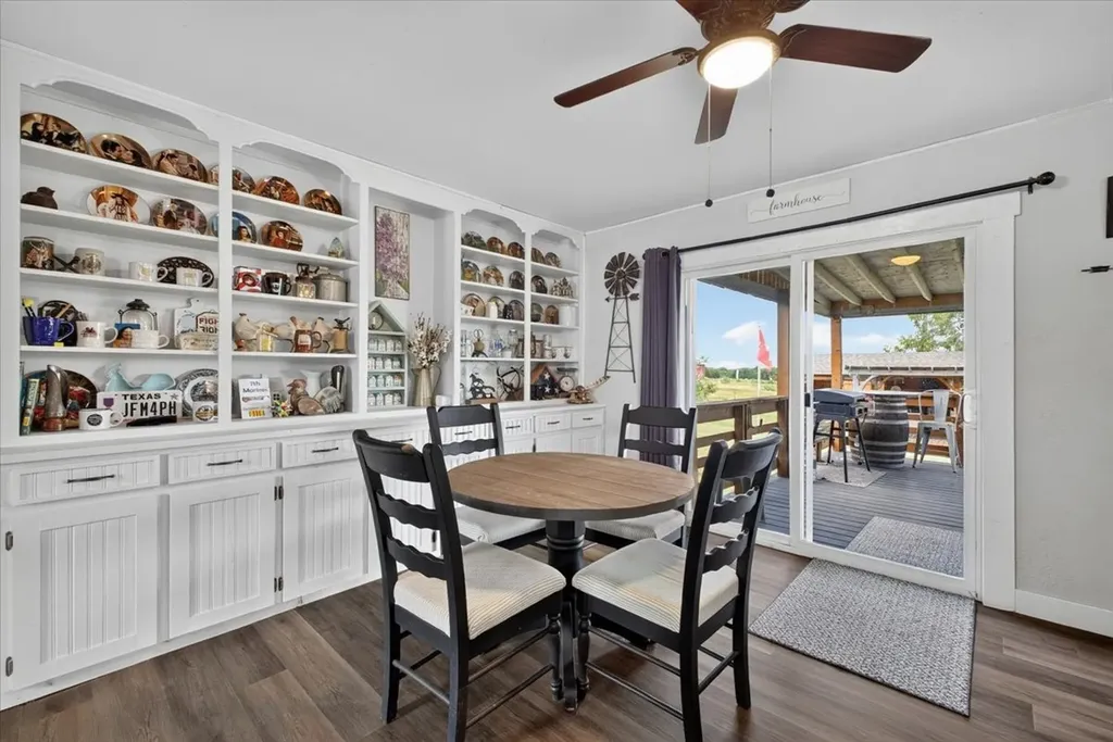 907 Denver Street Alvord TX 76225
